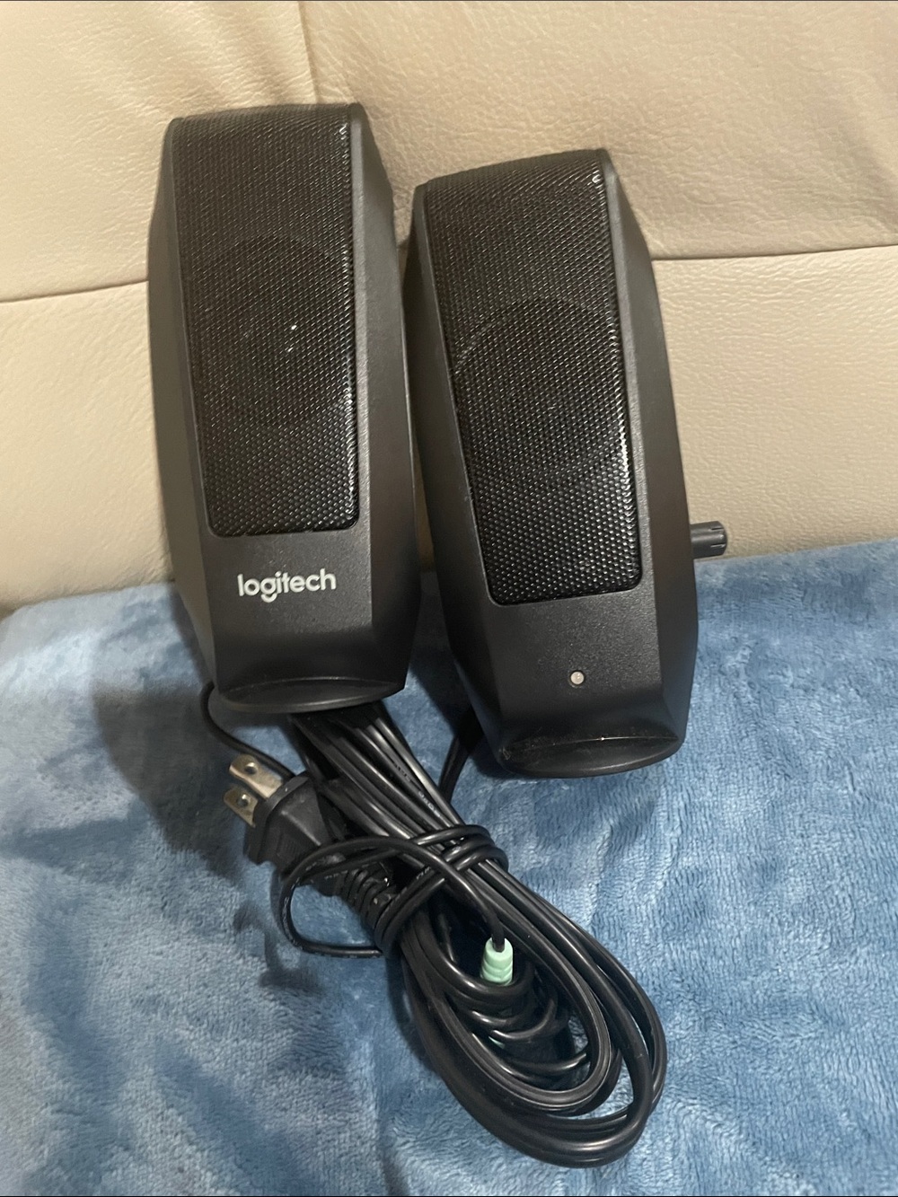 Logitech Black Stereo PC Speakers with Wired Aux